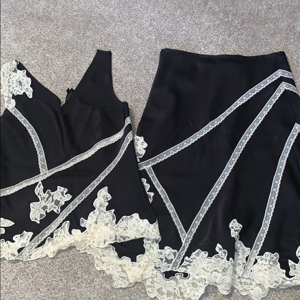 Two piece set